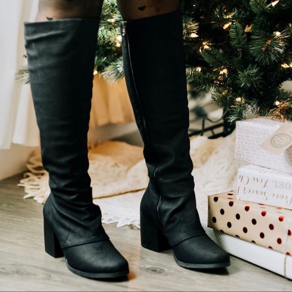 Urban Outfitters Shoes - Black Knee High Rushed Top Block Heel Boots